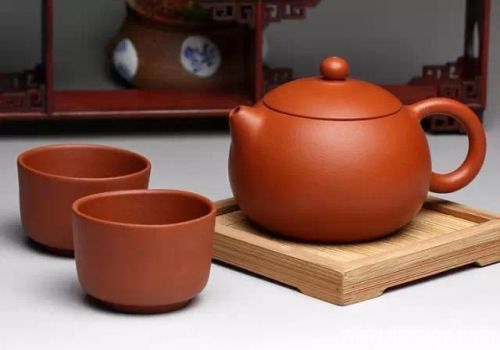 紫砂壶泡茶,愈久弥新